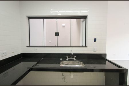 Casa à venda com 70m², 2 quartos e 2 vagasCozinha