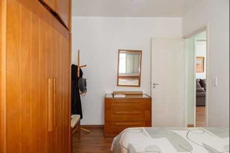 Apartamento à venda com 67m², 2 quartos e 1 vagaQuarto 2