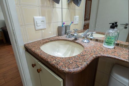 Apartamento à venda com 67m², 2 quartos e 1 vagaBanheiro