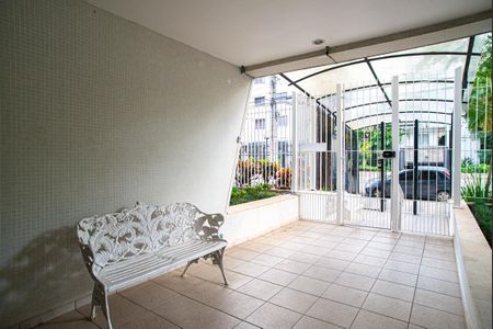 Apartamento à venda com 67m², 2 quartos e 1 vagaÁrea comum - Entrada do Edifício