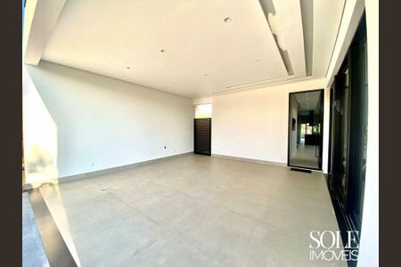 Casa de Condomínio à venda com 3 quartos, 380m² em Jardim Samambaia, Jundiaí