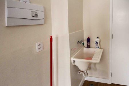 Área de Serviço de apartamento para alugar com 2 quartos, 32m² em Vila Graciosa, São Paulo