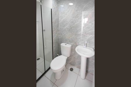 Apartamento para alugar com 32m², 2 quartos e sem vaga Apartamento para alugar com 32m², 2 quartos e sem vagaBanheiro