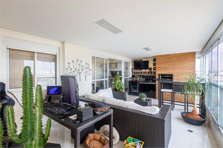 Apartamento à venda com 2 quartos, 110m² em Cambuci, São Paulo