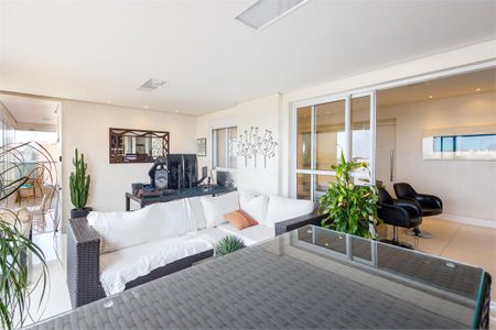 Apartamento à venda com 2 quartos, 110m² em Cambuci, São Paulo