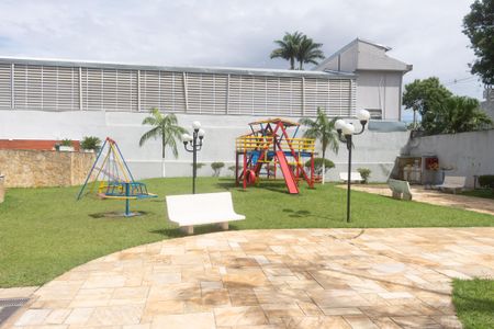 Apartamento à venda com 47m², 2 quartos e 1 vaga Apartamento à venda com 47m², 2 quartos e 1 vagaÁrea comum - Playground