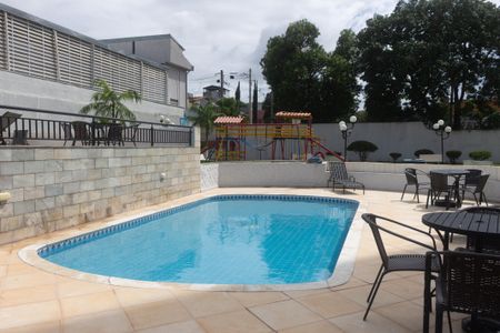 Apartamento à venda com 47m², 2 quartos e 1 vaga Apartamento à venda com 47m², 2 quartos e 1 vagaÁrea comum - Piscina