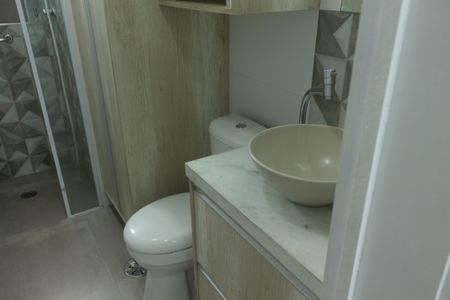 Banheiro de apartamento à venda com 2 quartos, 47m² em Jardim Independência (são Paulo), São Paulo