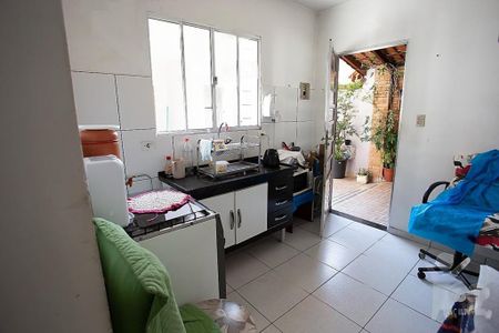Casa à venda com 200m², 3 quartos e 2 vagas