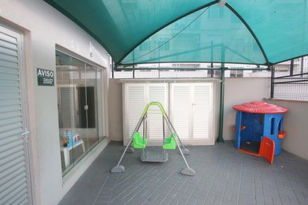 Apartamento para alugar com 50m², 2 quartos e 1 vagaÁrea comum - Playground