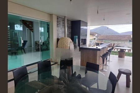 Casa à venda com 4 quartos, 500m² em Guaratiba, Rio de Janeiro