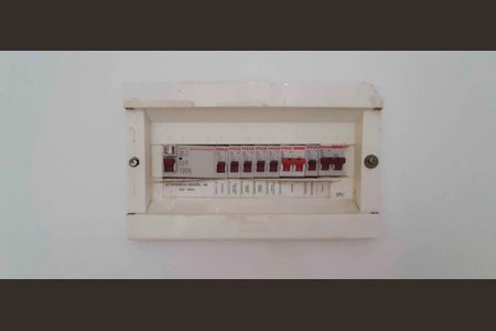 Apartamento à venda com 49m², 2 quartos e 1 vaga Apartamento à venda com 49m², 2 quartos e 1 vagaQuadro de Luz