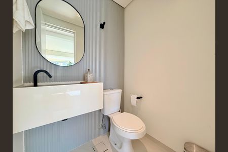 Apartamento à venda com 168m², 2 quartos e 3 vagasLavabo 1