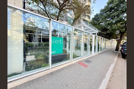 Apartamento à venda com 168m², 2 quartos e 3 vagasFachada 