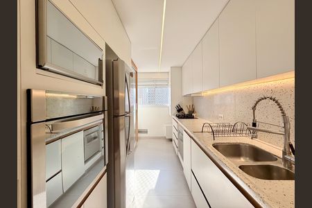 Apartamento à venda com 168m², 2 quartos e 3 vagasCozinha 