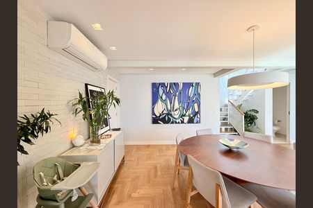 Apartamento à venda com 168m², 2 quartos e 3 vagasSala 