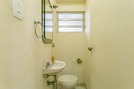 Casa para alugar com 60m², 1 quarto e sem vagaBanheiro