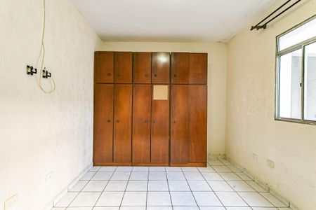 Quarto 1 de casa para alugar com 1 quarto, 60m² em Vila Elisio, São Paulo
