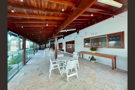 Casa de condomínio para alugar com 315m², 3 quartos e 4 vagasÁrea comum - Salão de festas