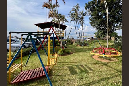 Casa de condomínio para alugar com 315m², 3 quartos e 4 vagasÁrea comum - Playground