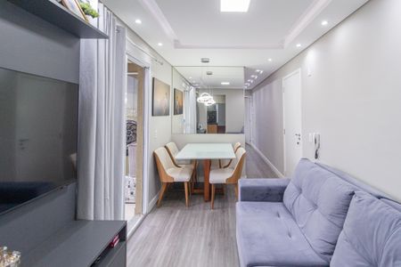 Sala de apartamento à venda com 2 quartos, 47m² em Quitaúna, Osasco