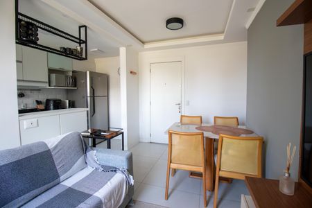 Sala de apartamento à venda com 2 quartos, 50m² em Irajá, Rio de Janeiro