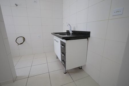 Cozinha de apartamento à venda com 2 quartos, 50m² em Vila Camilópolis, Santo André
