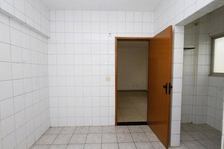 Apartamento para alugar com 136m², 4 quartos e 2 vagasCozinha