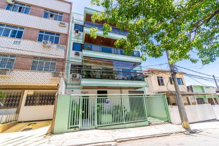 Apartamento para alugar com 110m², 3 quartos e 1 vaga Apartamento para alugar com 110m², 3 quartos e 1 vagaFachada do Prédio