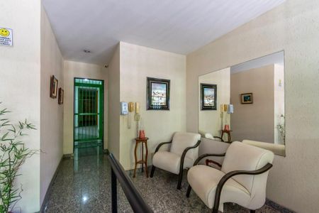 Apartamento para alugar com 110m², 3 quartos e 1 vaga Apartamento para alugar com 110m², 3 quartos e 1 vagaÁrea comum - Hall da entrada