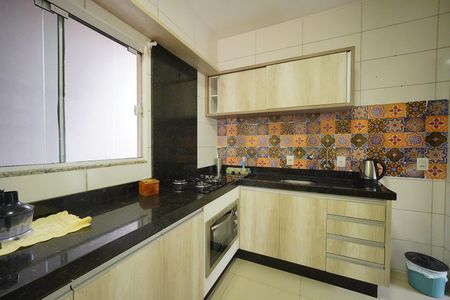 Cozinha de casa de condomínio para alugar com 3 quartos, 120m² em Ingleses do Rio Vermelho, Florianópolis