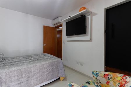 Casa de condomínio à venda com 100m², 2 quartos e 2 vagasSuíte 1