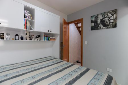 Casa de condomínio à venda com 100m², 2 quartos e 2 vagasSuíte 2