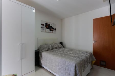 Suíte 1 de casa de condomínio à venda com 2 quartos, 100m² em Chora Menino, São Paulo