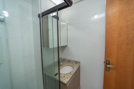 Apartamento para alugar com 37m², 2 quartos e sem vagaBanheiro