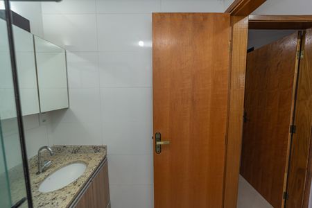 Apartamento para alugar com 37m², 2 quartos e sem vagaBanheiro