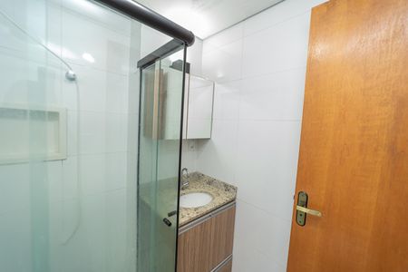 Apartamento para alugar com 37m², 2 quartos e sem vagaBanheiro