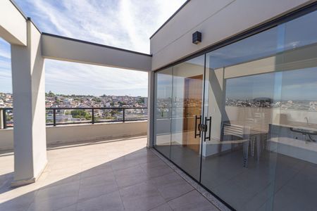 Apartamento para alugar com 37m², 2 quartos e sem vagaÁrea comum - Salão de festas