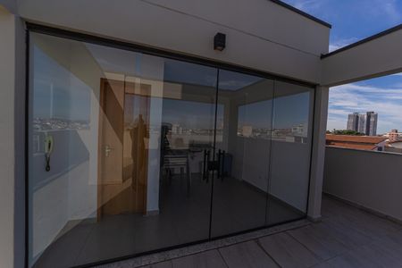 Apartamento para alugar com 37m², 2 quartos e sem vagaÁrea comum - Salão de festas