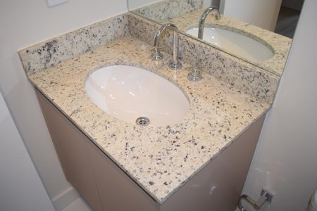 Apartamento para alugar com 65m², 2 quartos e 1 vagaBanheiro