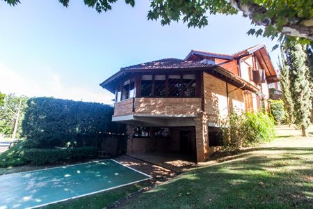 Casa de condomínio para alugar com 810m², 5 quartos e 6 vagas Casa de condomínio para alugar com 810m², 5 quartos e 6 vagasGaragem