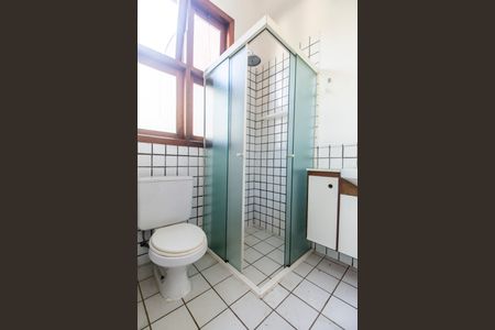 Casa de condomínio para alugar com 810m², 5 quartos e 6 vagas Casa de condomínio para alugar com 810m², 5 quartos e 6 vagasBanheiro