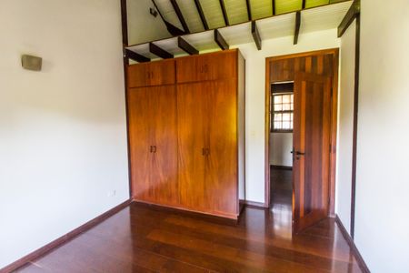 Casa de condomínio para alugar com 810m², 5 quartos e 6 vagas Casa de condomínio para alugar com 810m², 5 quartos e 6 vagasSuíte 3