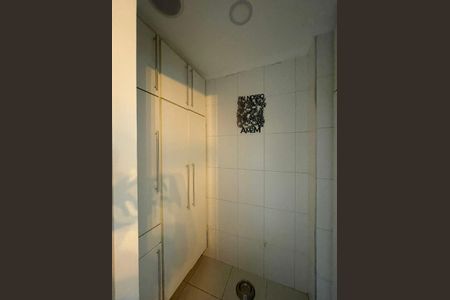 Apartamento para alugar com 170m², 3 quartos e 2 vagas Apartamento para alugar com 170m², 3 quartos e 2 vagasÁrea de serviço