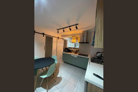 Apartamento para alugar com 170m², 3 quartos e 2 vagas Apartamento para alugar com 170m², 3 quartos e 2 vagasCozinha