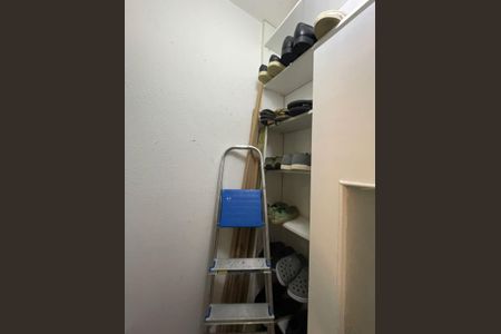 Apartamento para alugar com 170m², 3 quartos e 2 vagas Apartamento para alugar com 170m², 3 quartos e 2 vagasÁrea de serviço