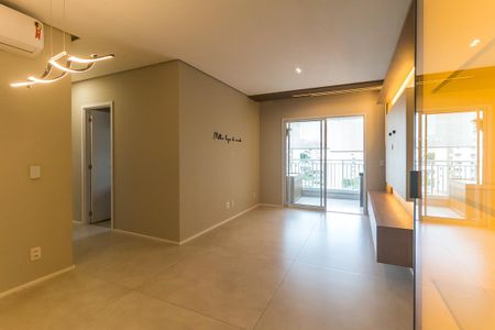 Sala de apartamento para alugar com 3 quartos, 74m² em Jardim Sao Pedro, Mogi das Cruzes