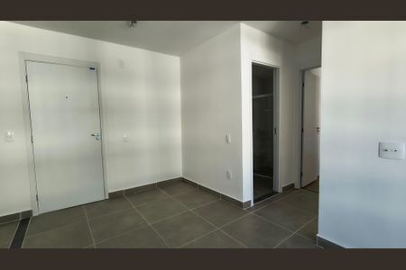 Sala de apartamento para alugar com 2 quartos, 49m² em Recreio dos Bandeirantes, Rio de Janeiro