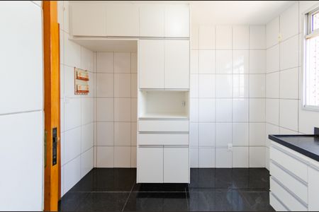 Apartamento para alugar com 140m², 3 quartos e 2 vagasCozinha