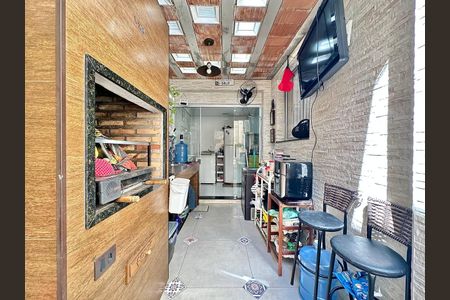 Apartamento à venda com 3 quartos, 76m² em Planalto, Belo Horizonte